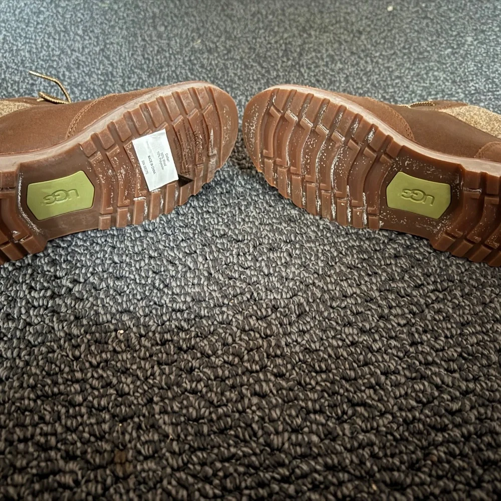 NEW NWT UGG Australia Boys Girls Brown Orin Wool Bomber Winter Ankle Boots 4